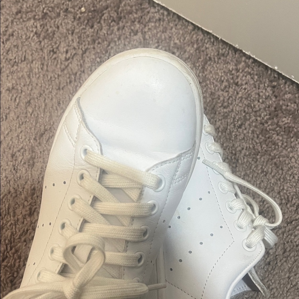 Adidas white and red Stan Smith Sneakers - Picture 8 of 10